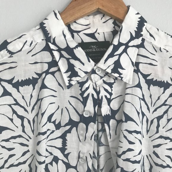 RODD & GUNN Fantail Falls Sports Fit Shirt